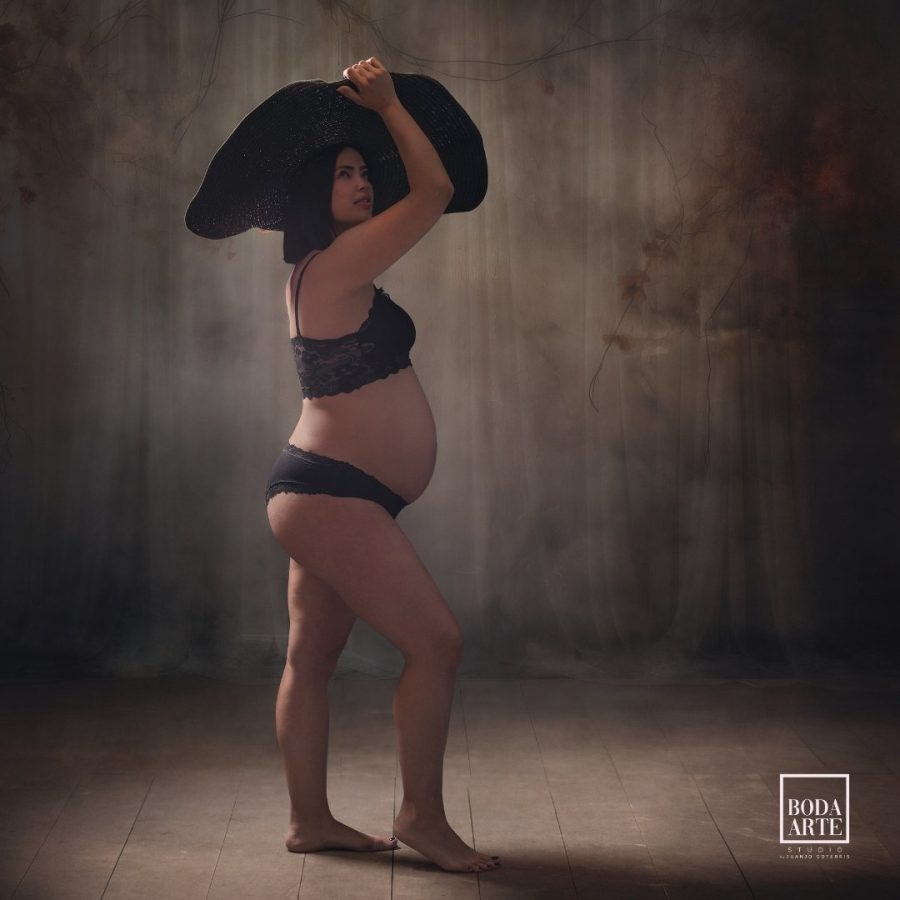 sesiones bonitas de premama en estudio